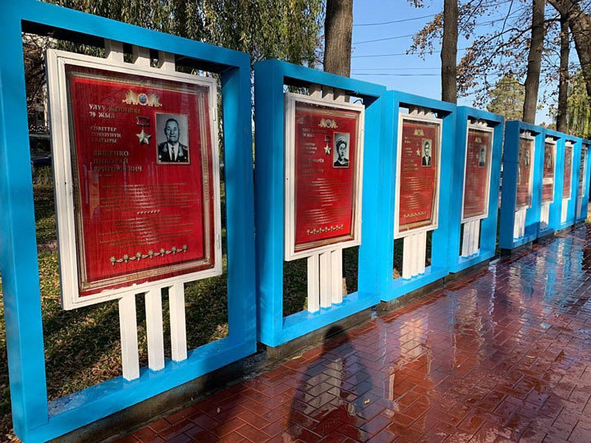 «Тазалыковцы» привели в порядок четыре стенда.