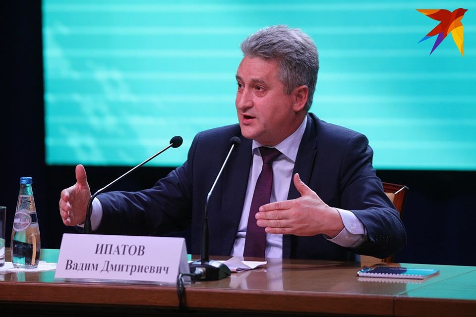 Заместитель председателя ЦИК Вадим Ипатов рассказал, почему в Бобруйске 35 наблюдателей от ОГП лишились аккредитаций.