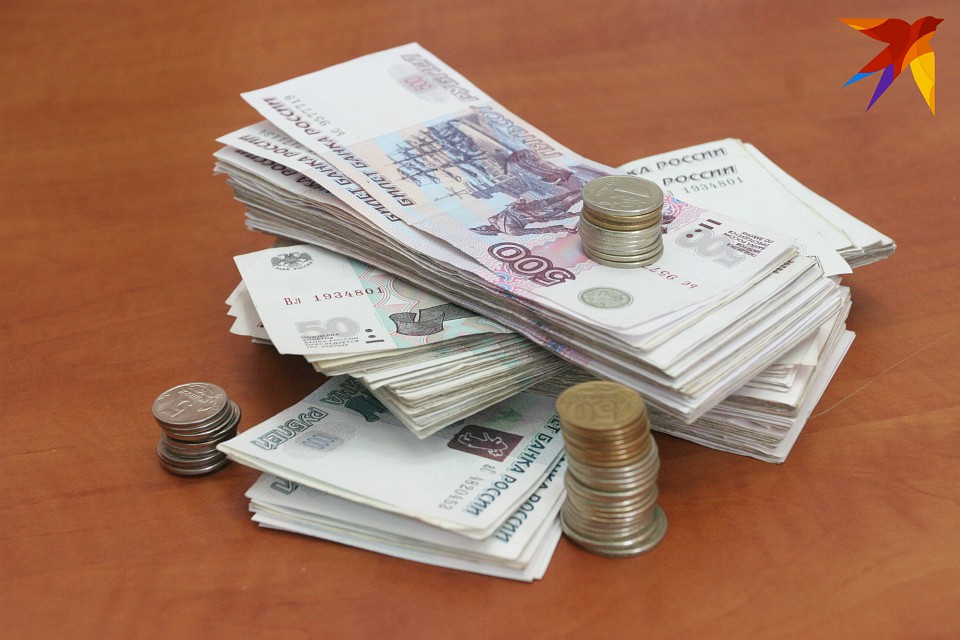 Больше, чем жители Заполярья на Северо-Западе получают только в Ненецком автономной округе и в Санкт-Петербурге.