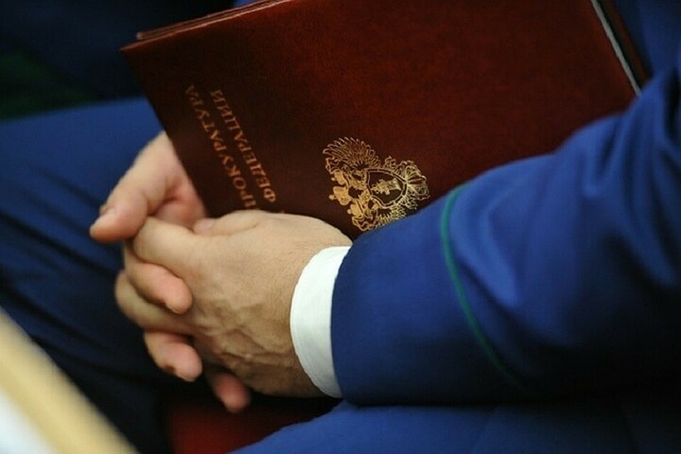 В Туапсе мужчину осудят за сексуальное насилие над 12-летней падчерицей