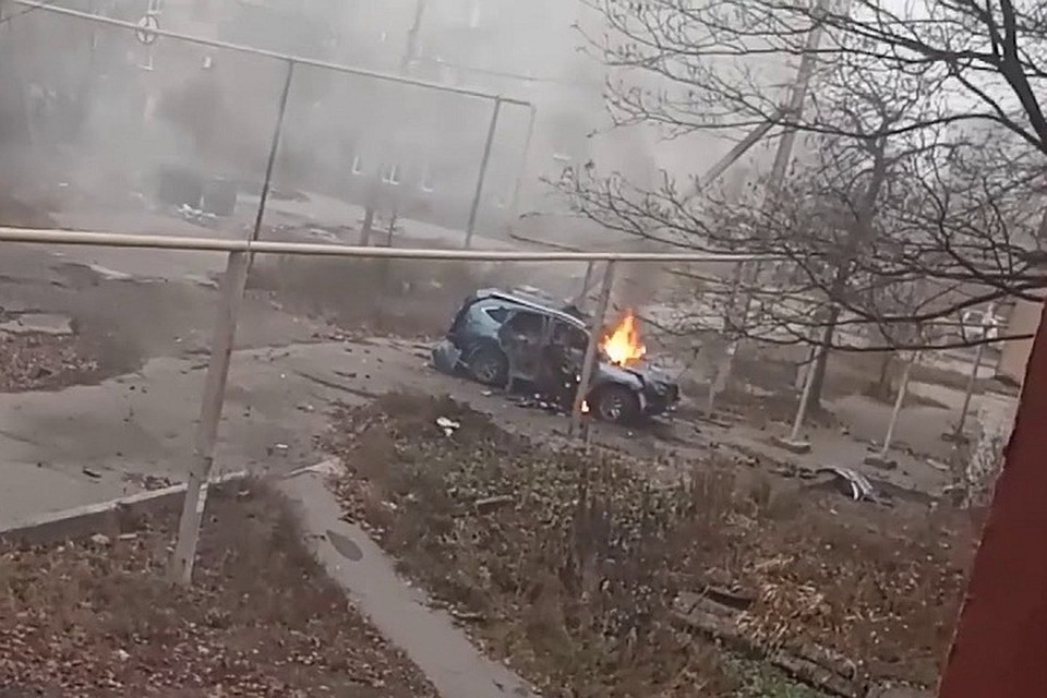 В правоохранительном ведомстве о погибшем человеке в авто ничего не сообщают. Фото: vk.com