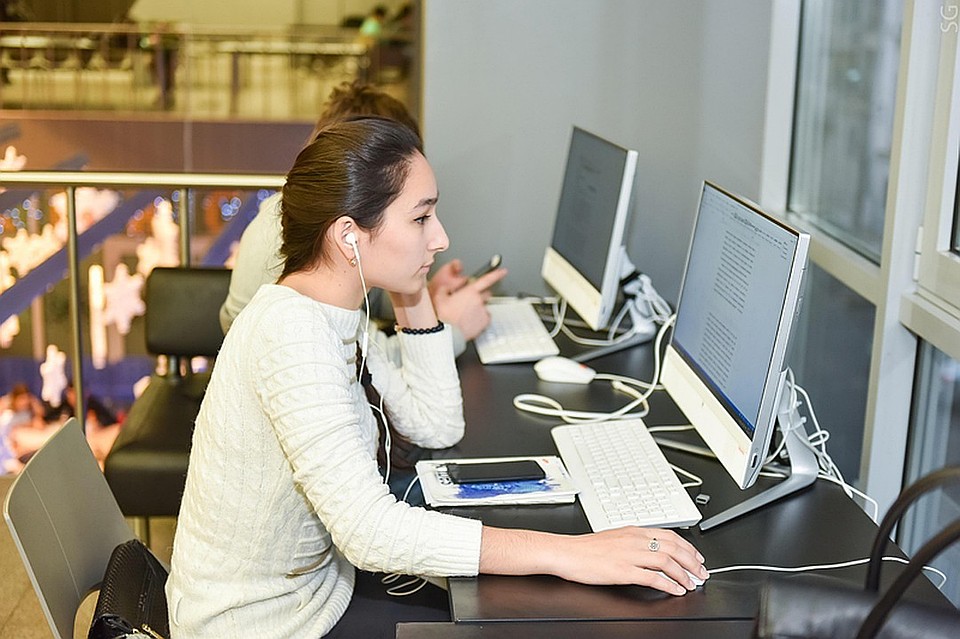 Эксперты Coursera назвали самые популярные в России специализации в 2019 году. Фото: Сергей Гнусков
