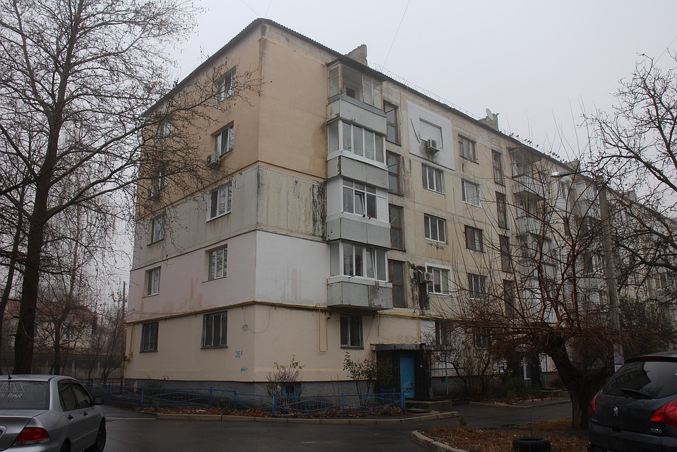 Трагедия произошла в квартире, расположенной в многоэтажном доме.