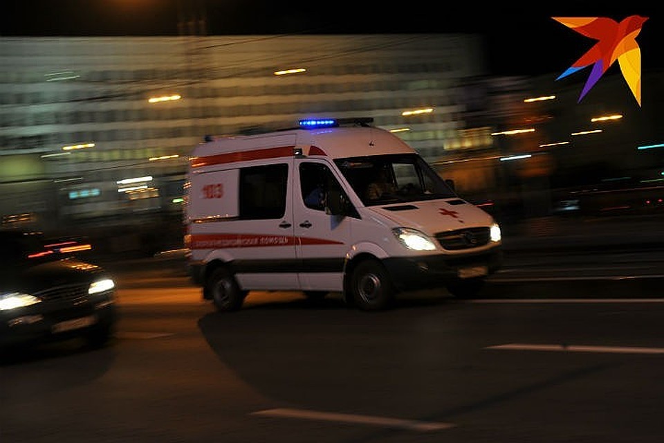 9-летнюю пострадавшую девочку увезли в больницу.