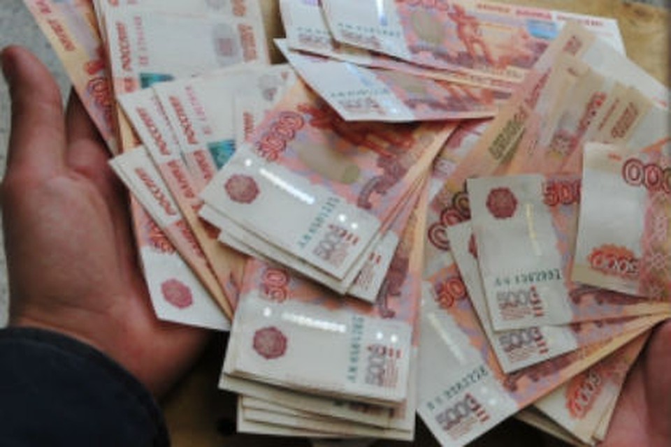 Зарплаты у омичей не самые высокие.