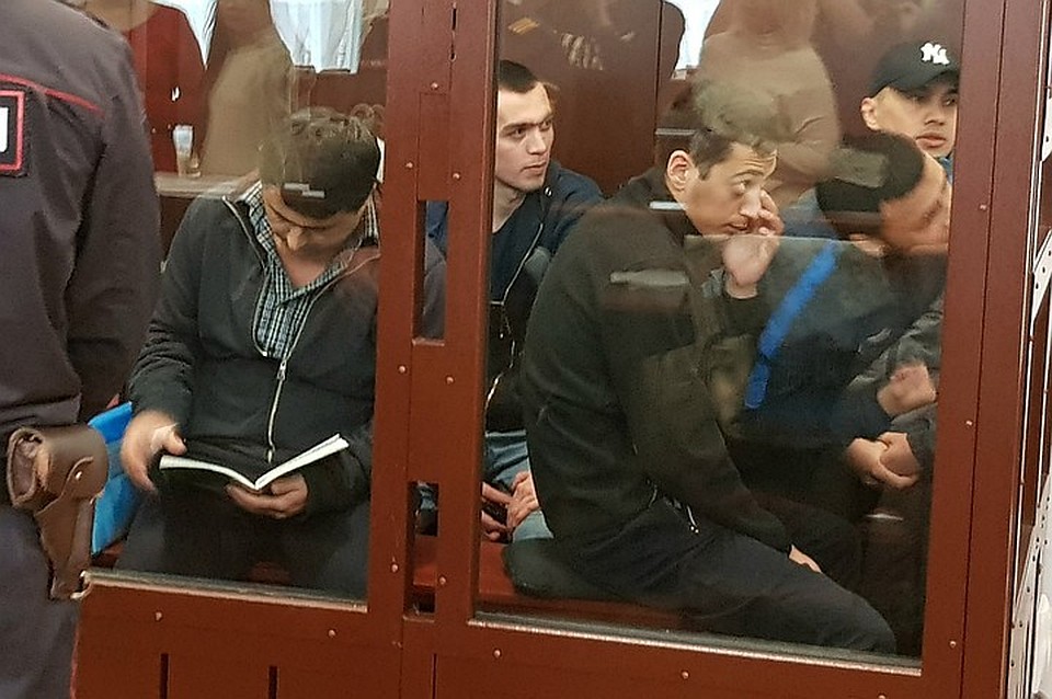 Обвиняемым в теракте в метро в Петербурге вынесут приговор 10 декабря 2019 года.