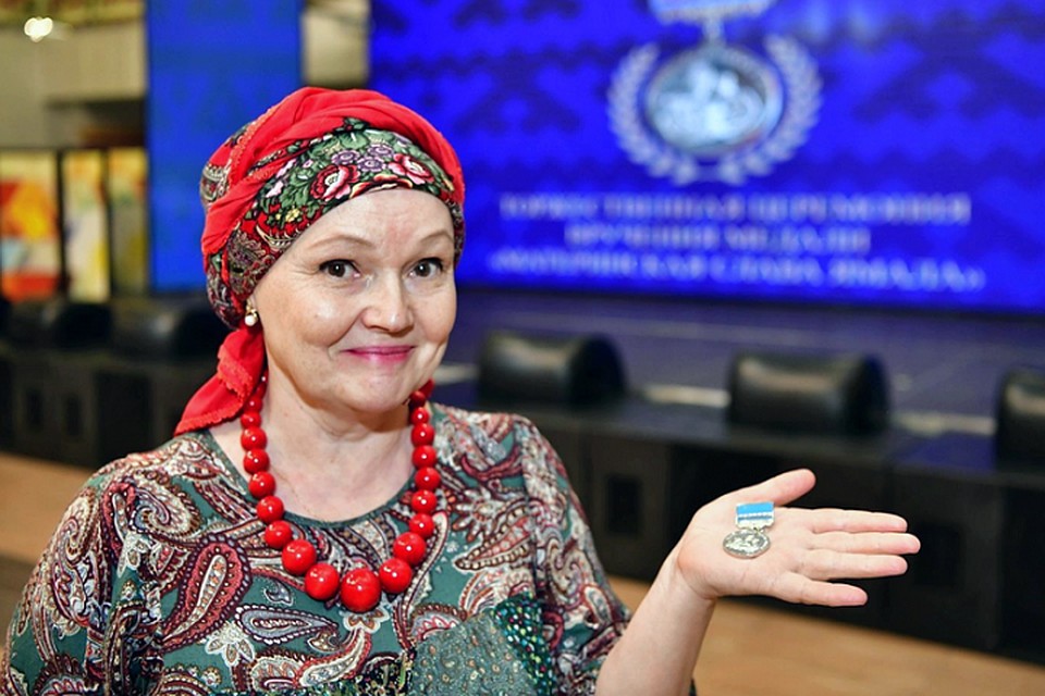 В Салехарде вручили медали «Материнская слава Ямала» Фото: yanao.ru