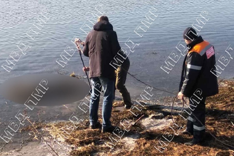 Тело пропавшего пенсионера спасатели обнаружили в реке (Фото: МВД Приднестровья).