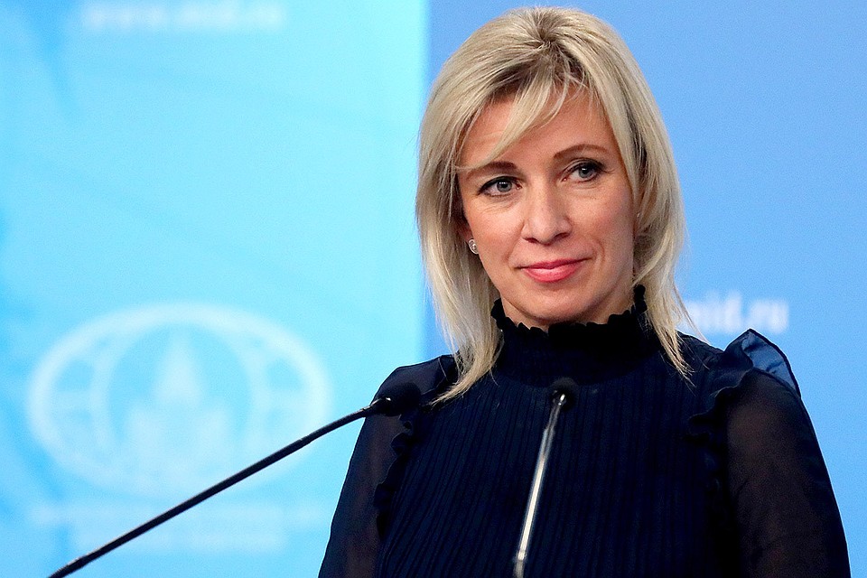 Официальный представитель МИД России Мария Захарова во время брифинга по текущим вопросам внешней политики. Фото: Владимир Гердо/ТАСС
