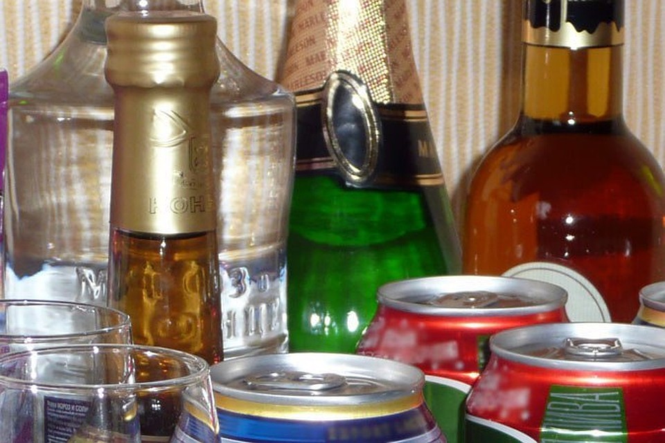 На Ямале магазинам во дворах запретят продавать алкоголь