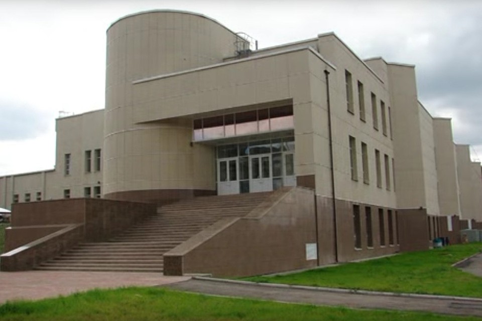 Прокуратура Октябрьского района г. Кирова проверила соблюдение законодательства при использовании финансов спортивной школой «Юность». Фото: скриншот видео yunost43.ru