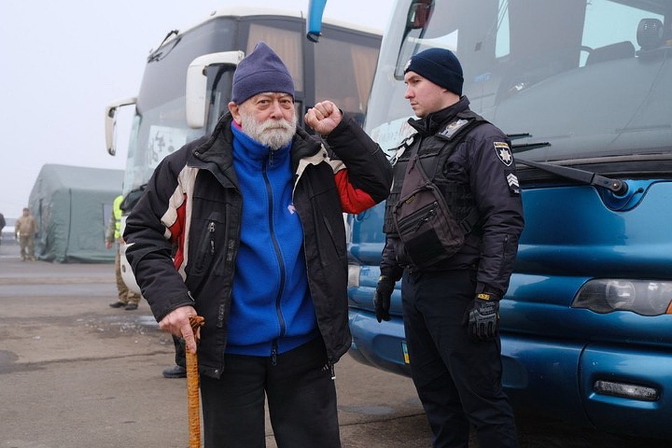 85-летний Мехти Логунов, которого Украина обвинила в госизмене и фактически пожизненно заперла в тюрьму, на обмене. Фото: Kotsnews