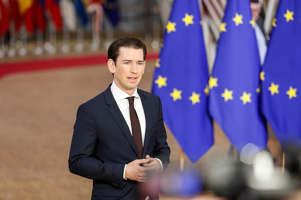 Курц заявил о создании правительства Австрии в коалиции с "Зелеными"