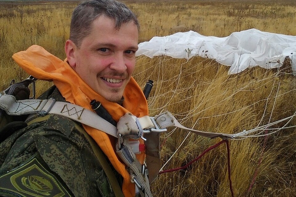 В 2016 году отец Михаил стал жить сразу по двум уставам: церковному и армейскому.