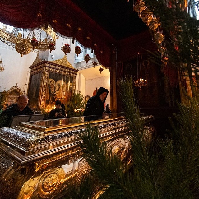 Фото: Instagram Михаила Ведерникова. Глава региона сопроводил свое поздравление фотографиями из Троицкого собора.