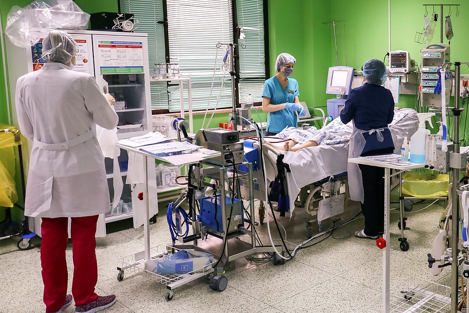 Теперь мужчине придется постоянно наблюдаться у врачей. Фото: ККБ №1.