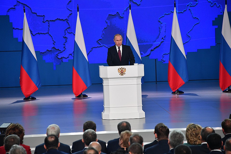 Путин заявил о необходимости увеличить бюджетные места для вузов в регионах