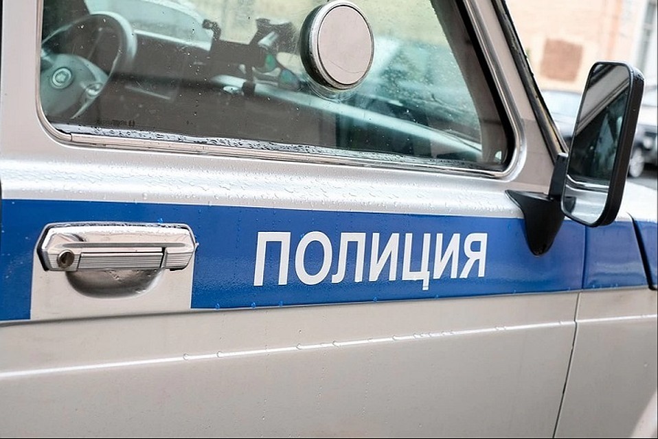 Посреди ночи спецслужбам пришлось обыскивать пустое здание только потому, что некой гражданке захотелось экшена.