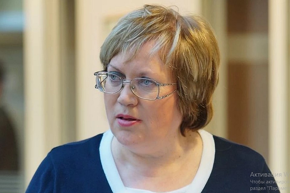 Свердловский омбудсмен собирает предложения по изменению Конституции РФ