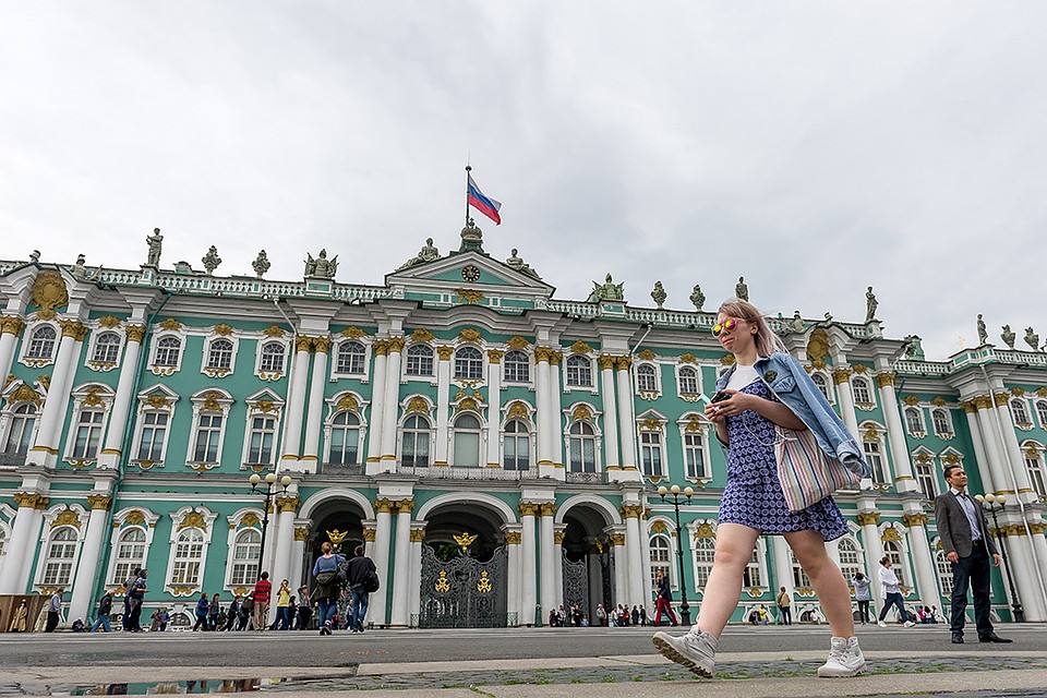 Тенденция последних лет: петербуржцы уезжают в столицу, а москвичи едут жить на берега Невы.