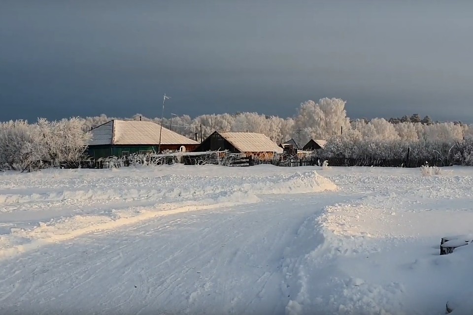 В селе Ракиты. Фото: скриншот видео Сергея Колбунова на www.youtube.com