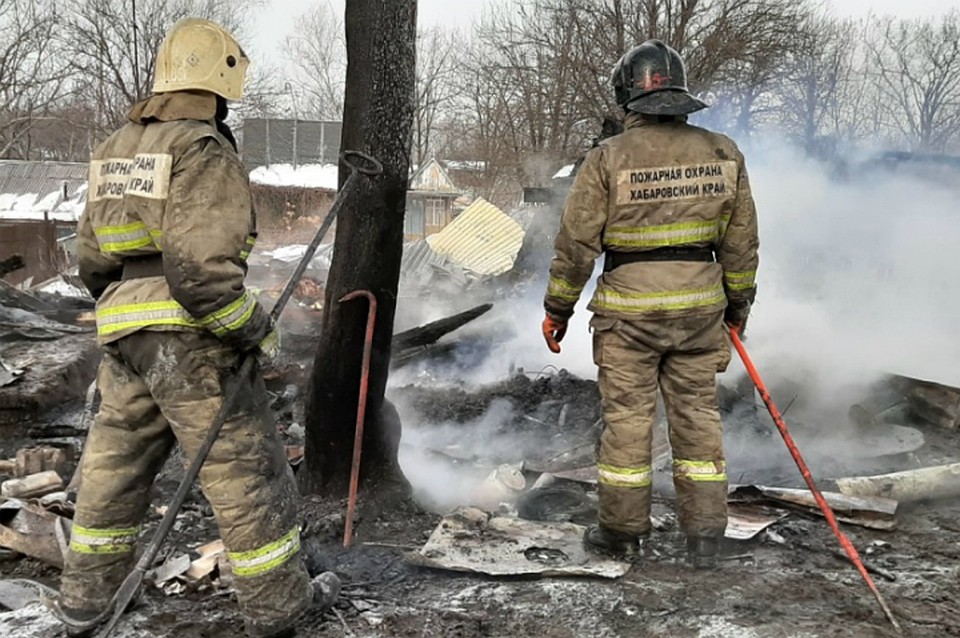 В Хабаровске дачный пожар унес две человеческие жизни