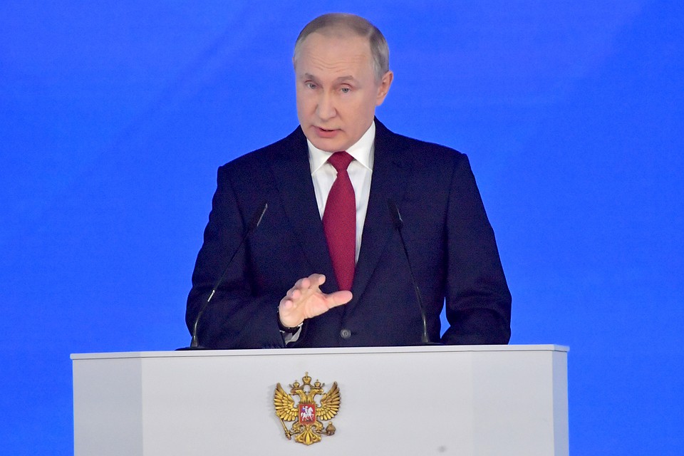 Президент подписал поручения правительству по итогам Послания.