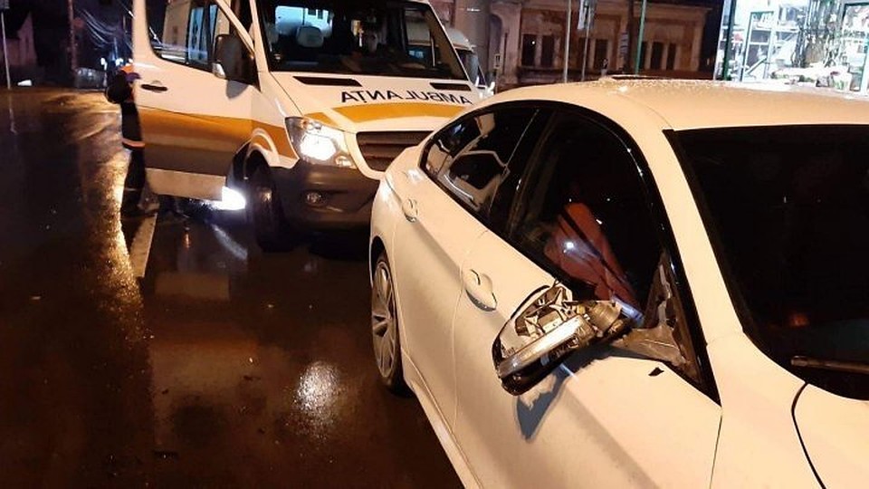 Был обгон прямо на пешеходном переходе: в центре Кишинева автомобиль сбил двух девочек