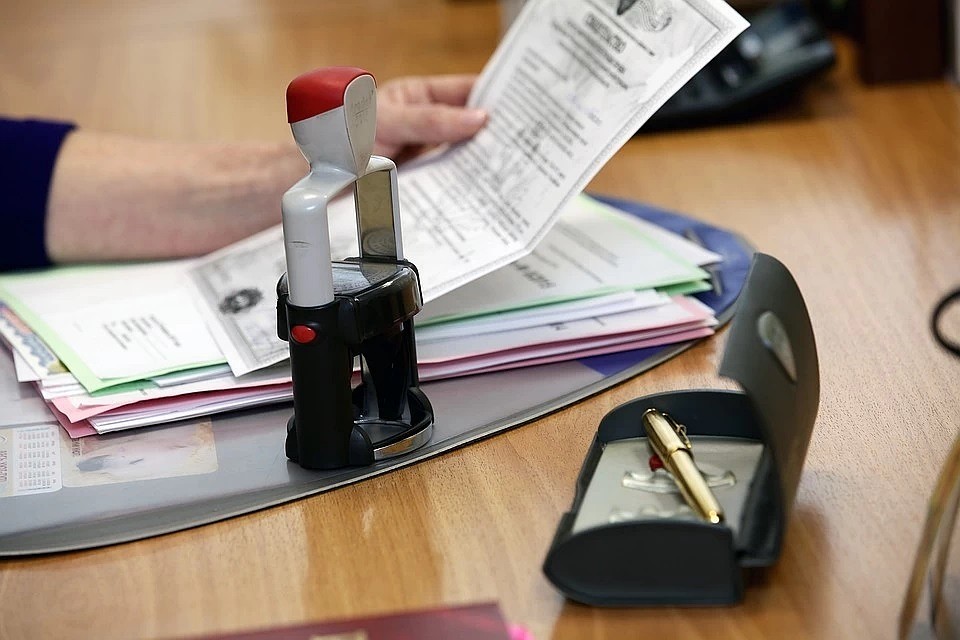 Нотариусы рассказали о совместных завещаниях, которые оформляют супруги