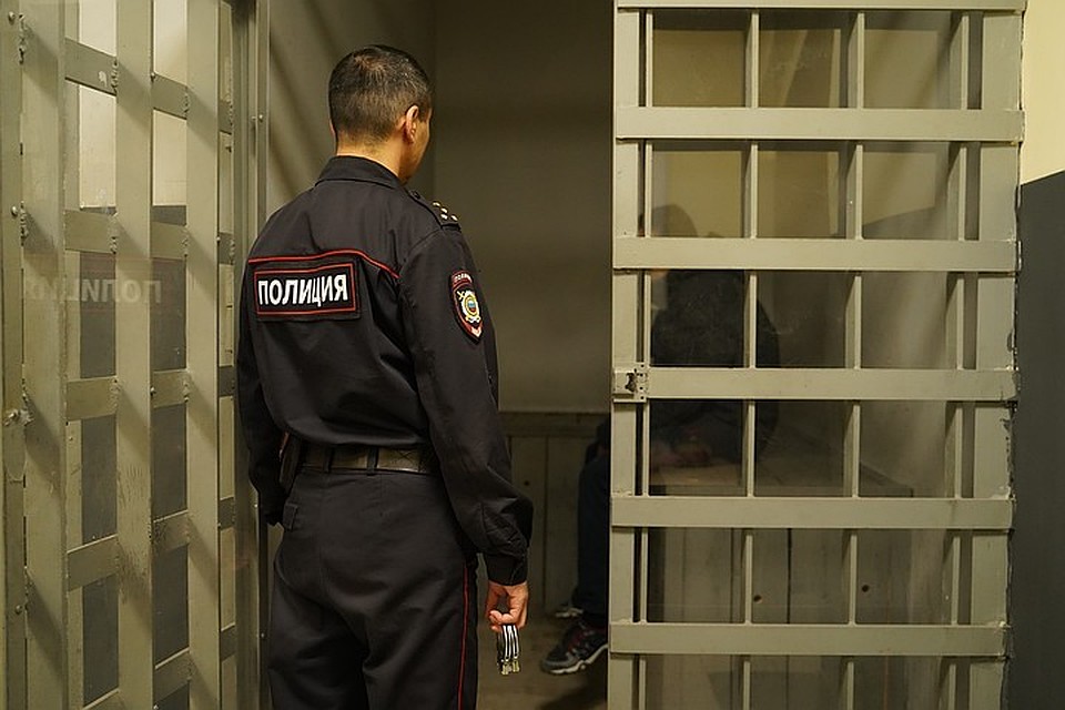 Трое полицейских в Приморье попали под следствие за нетрадиционные методы дознания