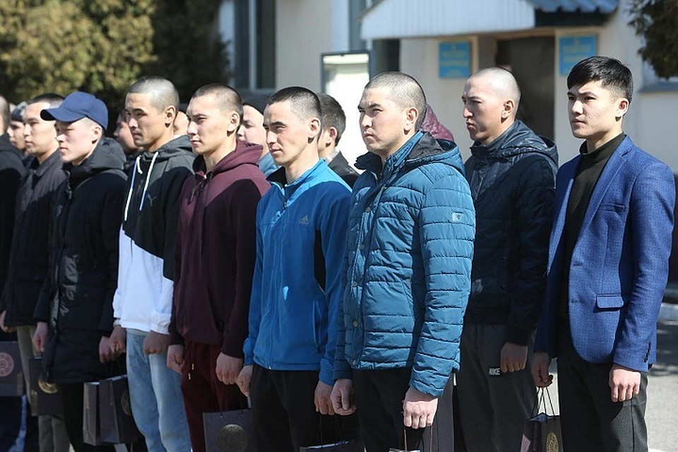 Военные комиссариаты — это приемные министра обороны.