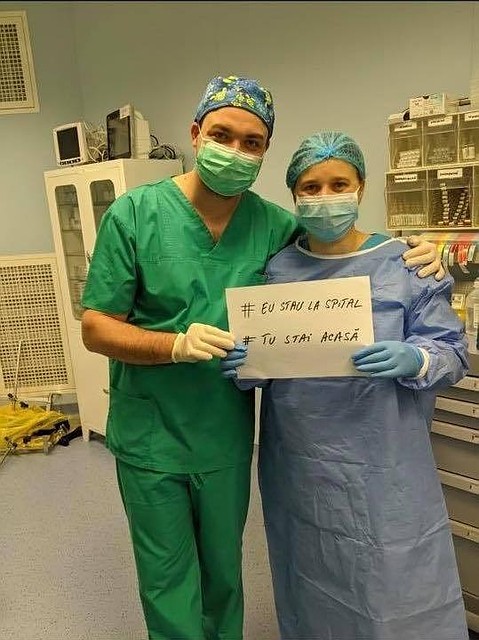 Врачи призывают находиться дома.
