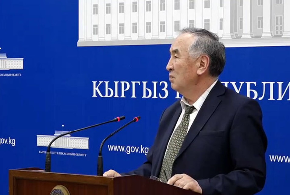 Чиновник от Минздрава объяснил, почему тест на коронавирус не могут делать всем желающим.