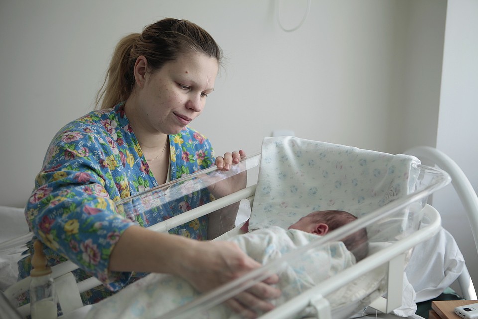 Новую Конституцию мы принимаем для наших детей и внуков.