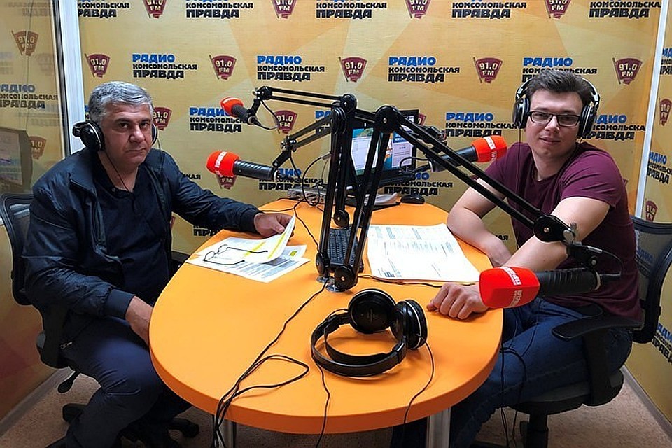 Слева Баграт Баграмян, справа Егор Казаков