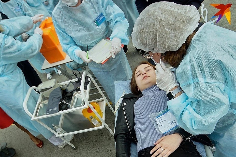 В письме говорится, что болезнь продолжает распространяться, и все страны должны быть к этому готовы.