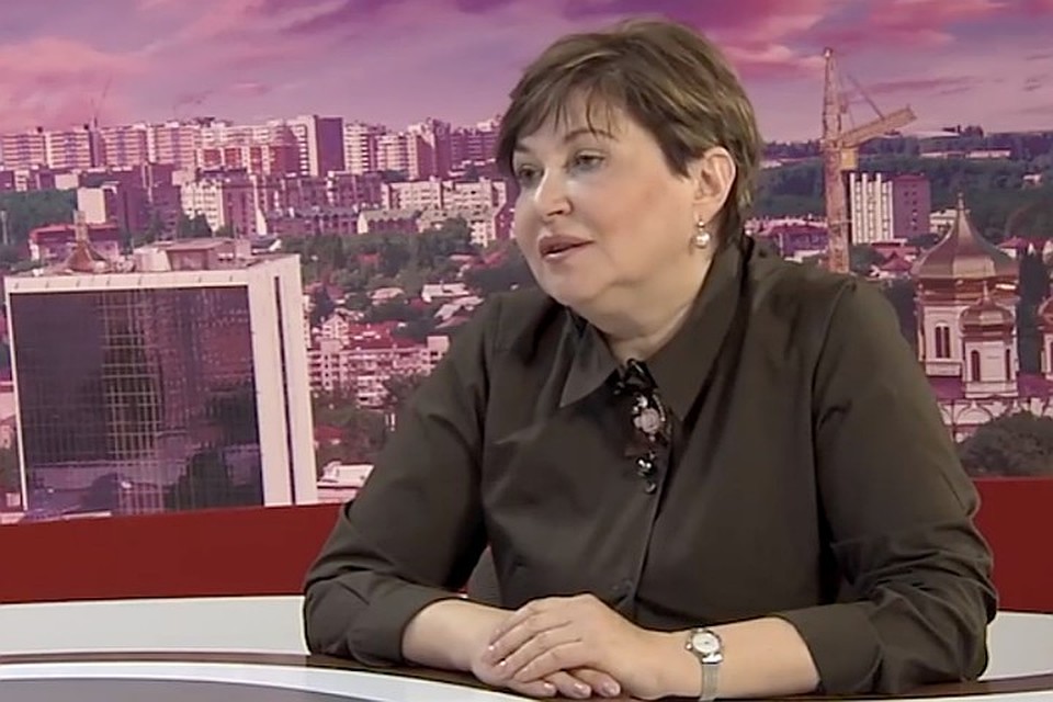 Ирина Санникова рассказывала жителям края, как уберечься от коронавируса, а сама проигнорировала все правила и не ушла в самоизоляцию. Фото: кадр передачи телеканала АТВ