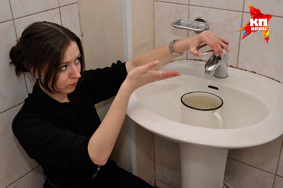 Старую аварию ликвидировали, вот только новая и вовсе оставила без воды большую часть Советского района.