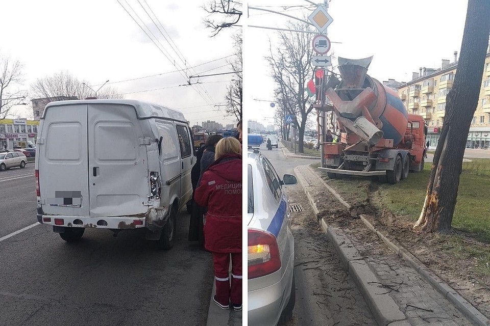 Бетономешалка подбила микроавтобус на светофоре. Фото: ГАИ Минск.