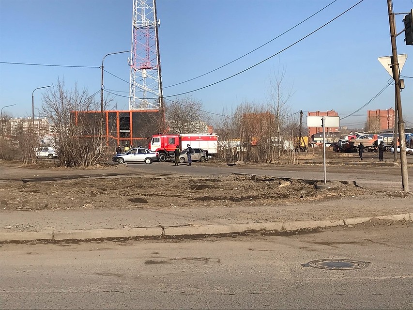 В Красноярске полиция начала проверять авто из-за коронавируса. Фото, видео: Андрей Калинин.
