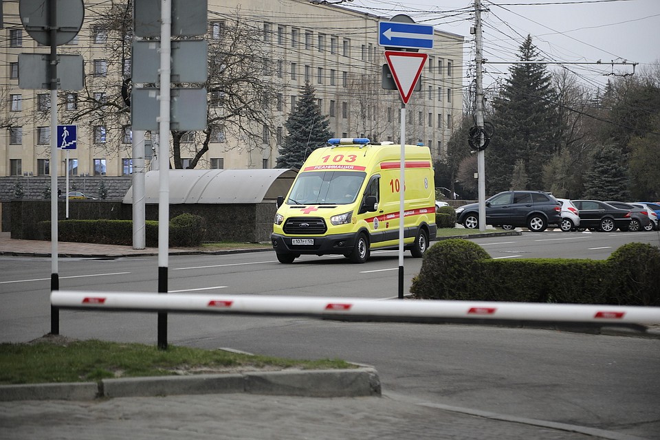 Под наблюдением врачей в изолированных боксах остаются 11 человек.