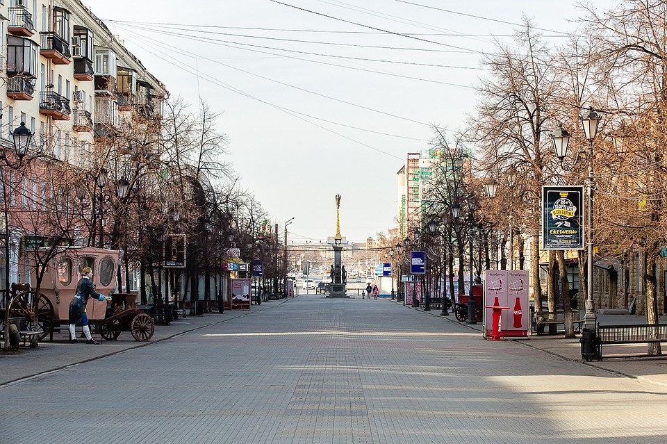 До конца месяца гулять по улице нельзя