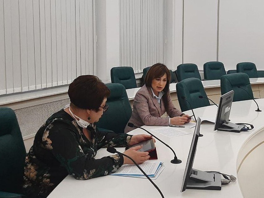 Министр экономического развития Юлия Швакова ответила на вопрос о ценах на маски