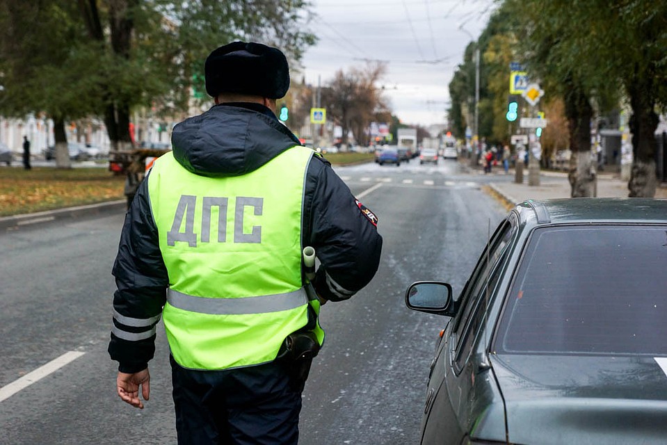 Полицейские советуют горожанам не покидать свой дом без повода