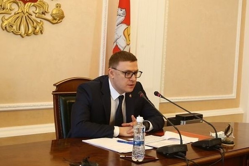 Губернатор работал в режиме онлайн совещания. Фото: gubernator74.ru