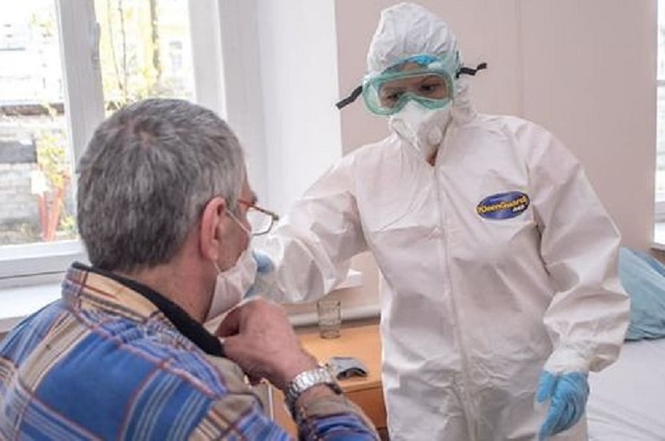 В больнице Тома Чорбэ ежеминутная борьба с коронавирусом продолжается. Фото: соцсети