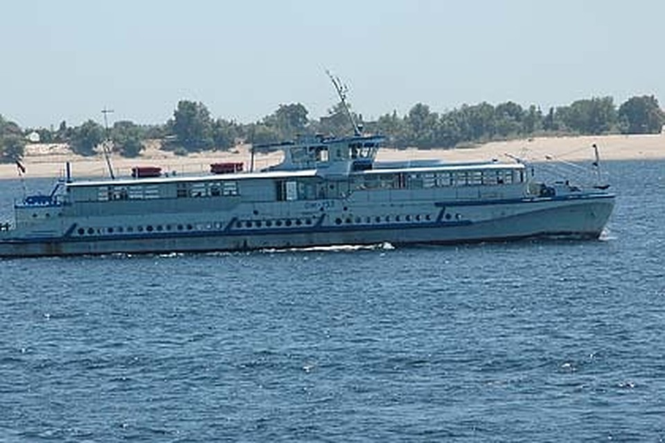 Кораблики будут возить дачников на Сарпинский.