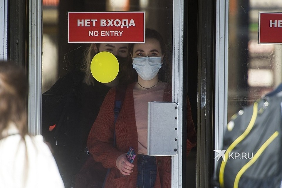 За сутки на Среднем Урале нашли еще 135 заболевших