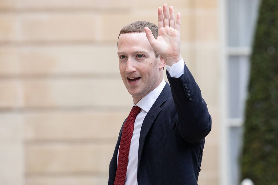 Больше всех на пандемии разжился основатель Facebook Марк Цукерберг. Акции компании за апрель-май выросли на 60%.