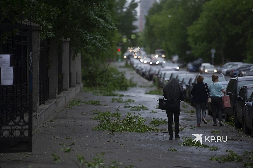 Без света на Среднем Урале остаются восемь городов